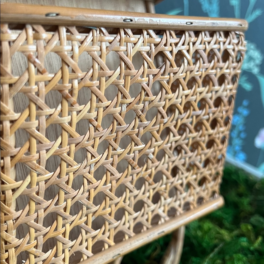 VINTAGE wicker/ bamboo/ wall-mounted storage rack, for mail, or magazines 70ʼs - Picture 12 of 15